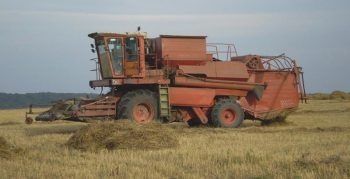 Front view of the Don 1500 combine harvester